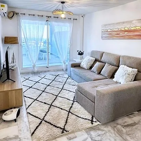 Апартаменты Dona Julia Sea View