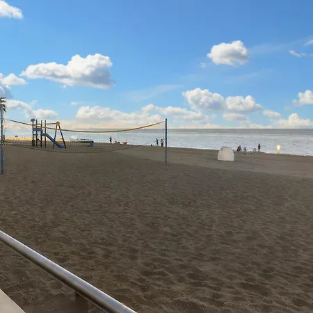 Dona Julia Sea View Апартаменты *