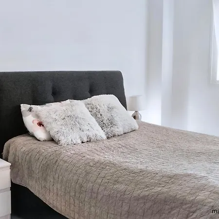 Апартаменты Dona Julia Sea View *